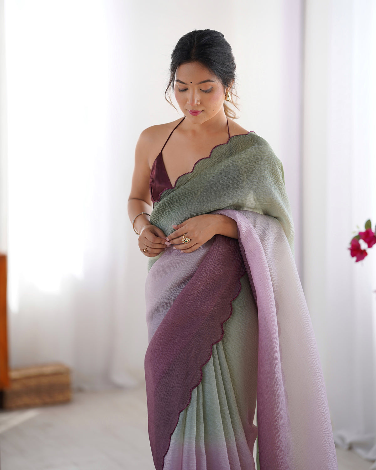 Urban Pallu Solid Silk Blend Party Saree
