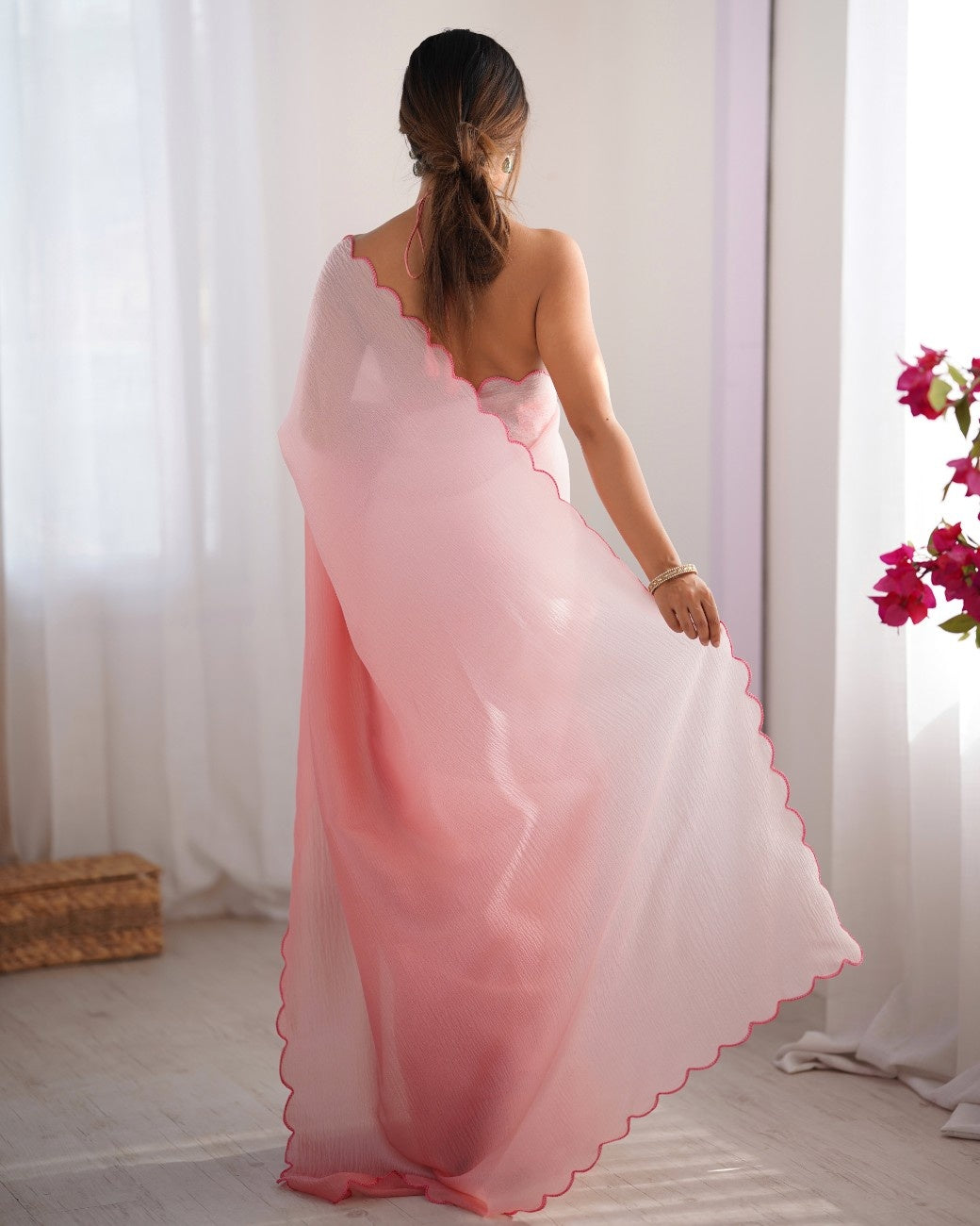 Urban Pallu Solid Silk Blend Party Saree