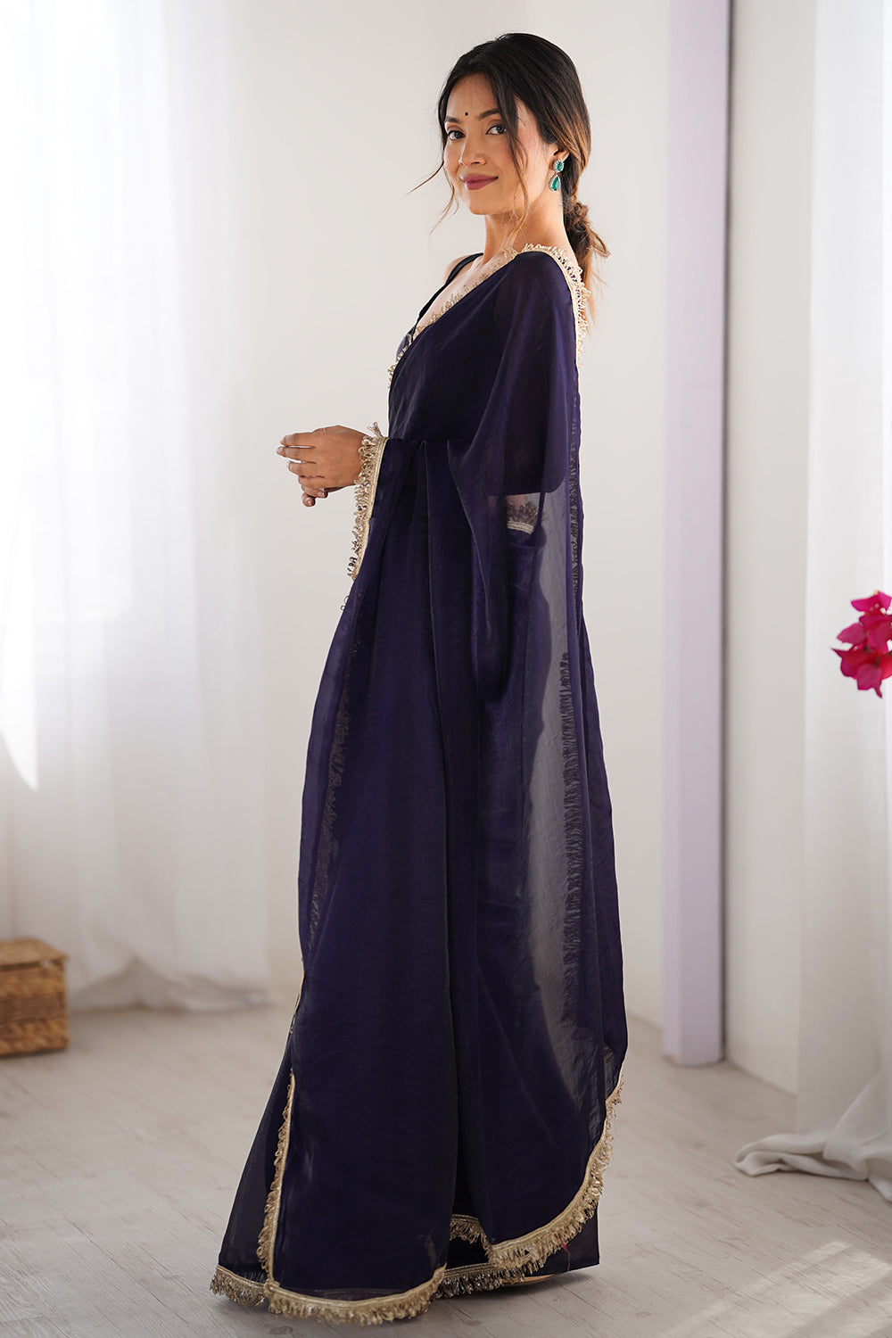 Urban Pallu Solid Poly Georgette Daily Saree