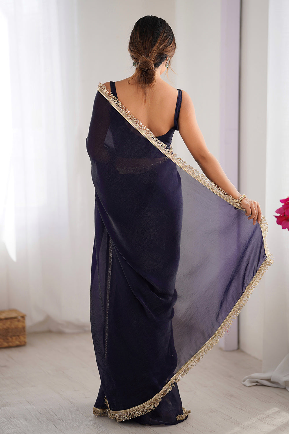 Urban Pallu Solid Poly Georgette Daily Saree