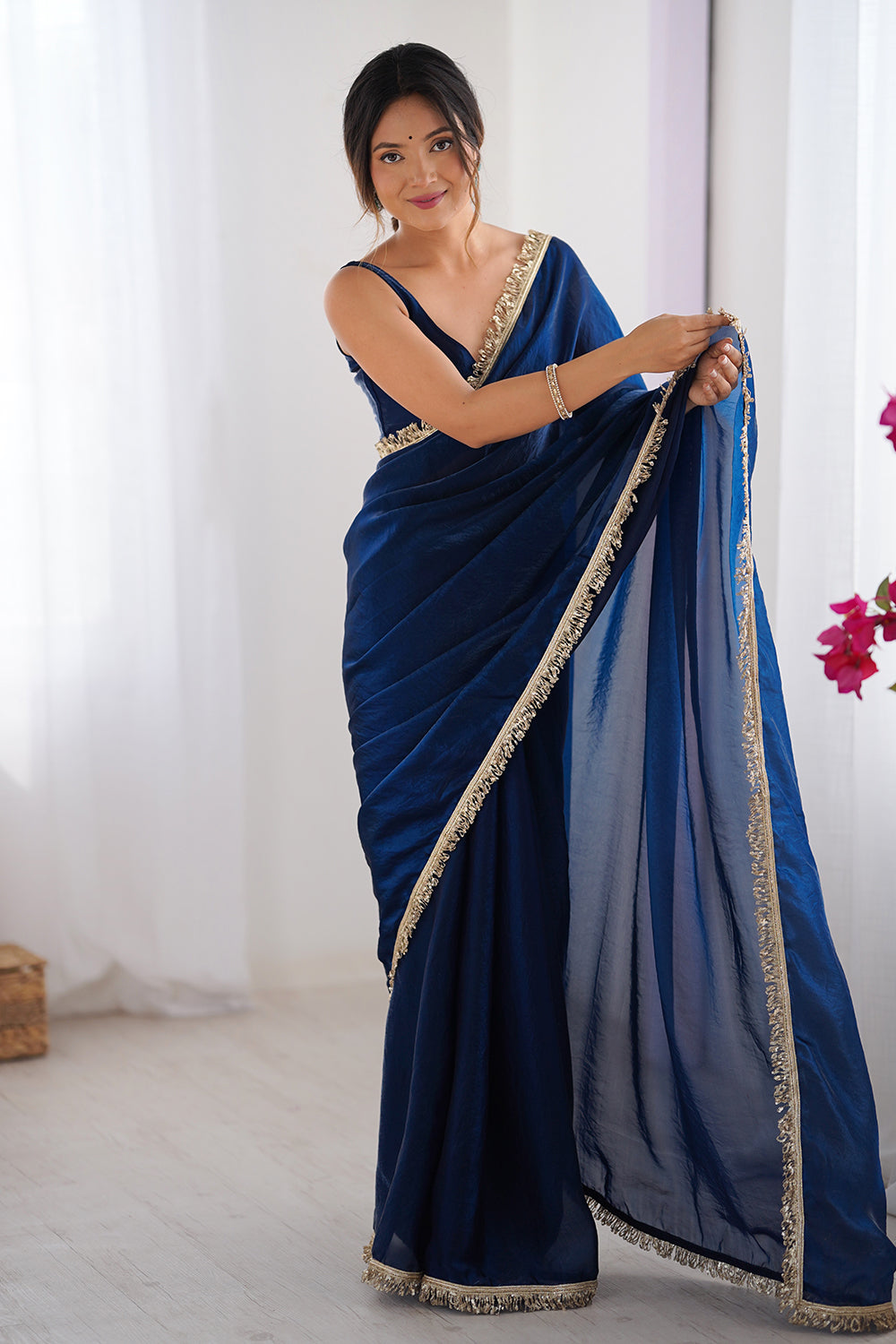 Urban Pallu Solid Poly Georgette Daily Saree