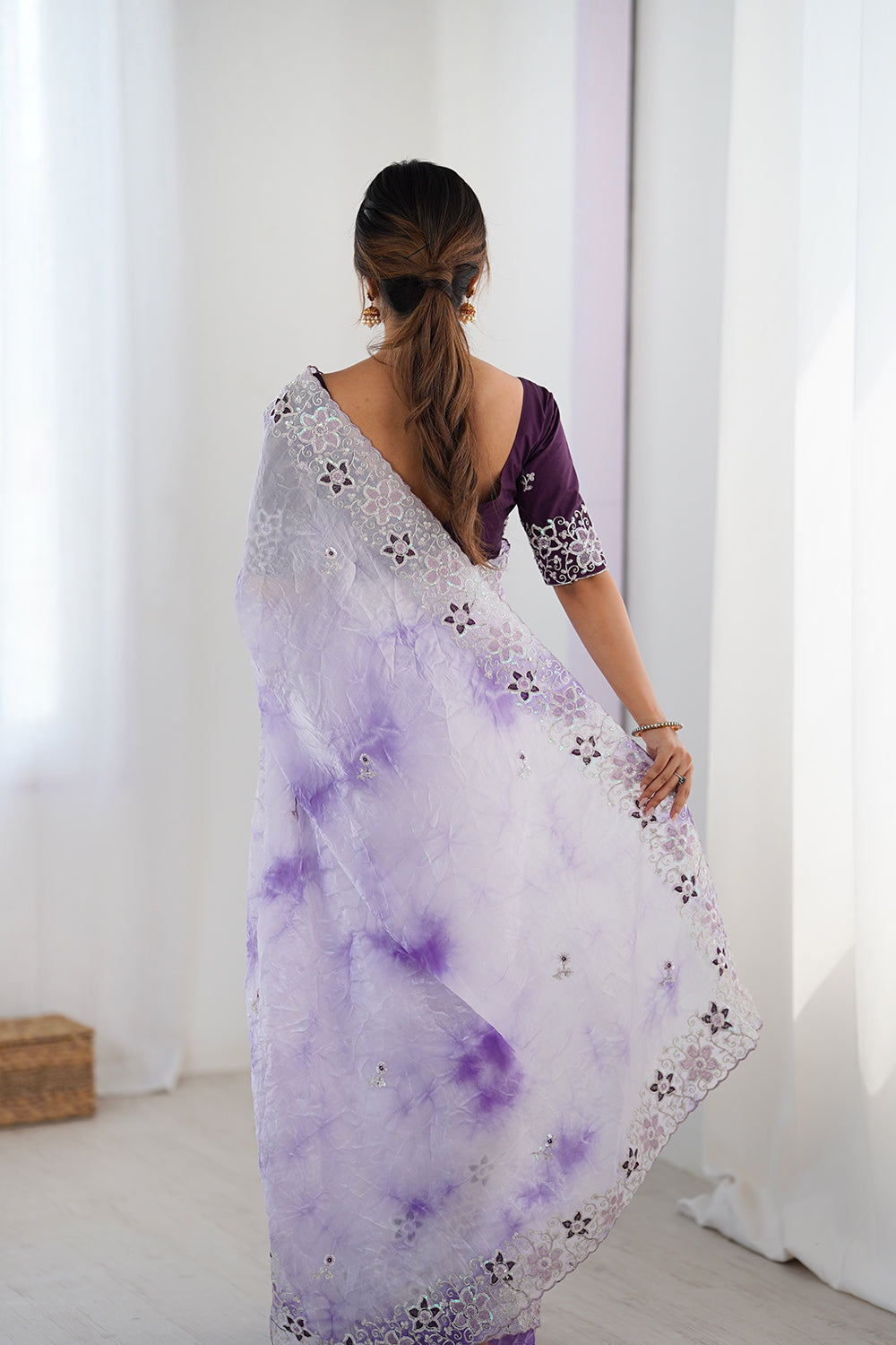 Urban Pallu Embroidered Poly Chiffon Daily Saree