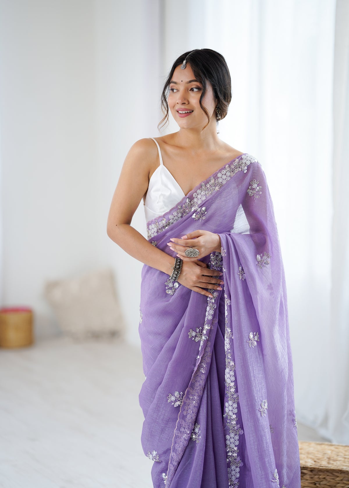 Urban Pallu Solid Poly Chiffon Daily Saree