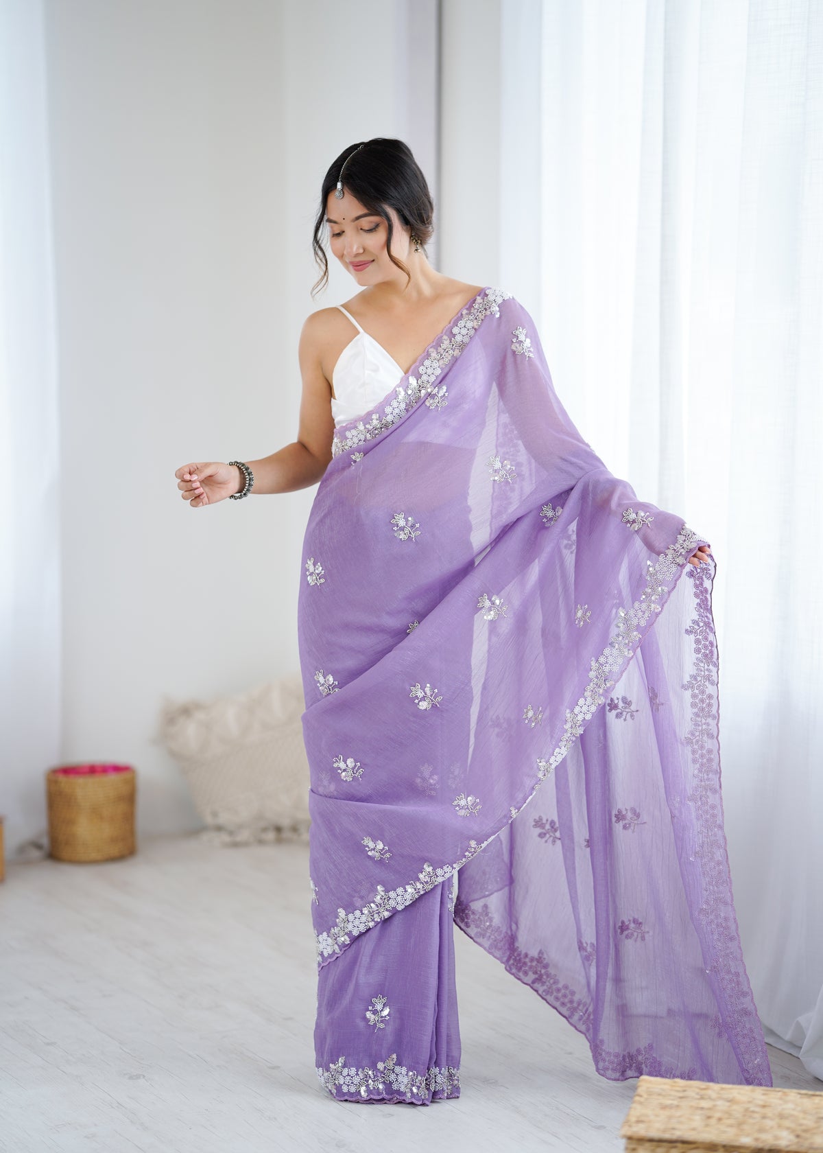 Urban Pallu Solid Poly Chiffon Daily Saree