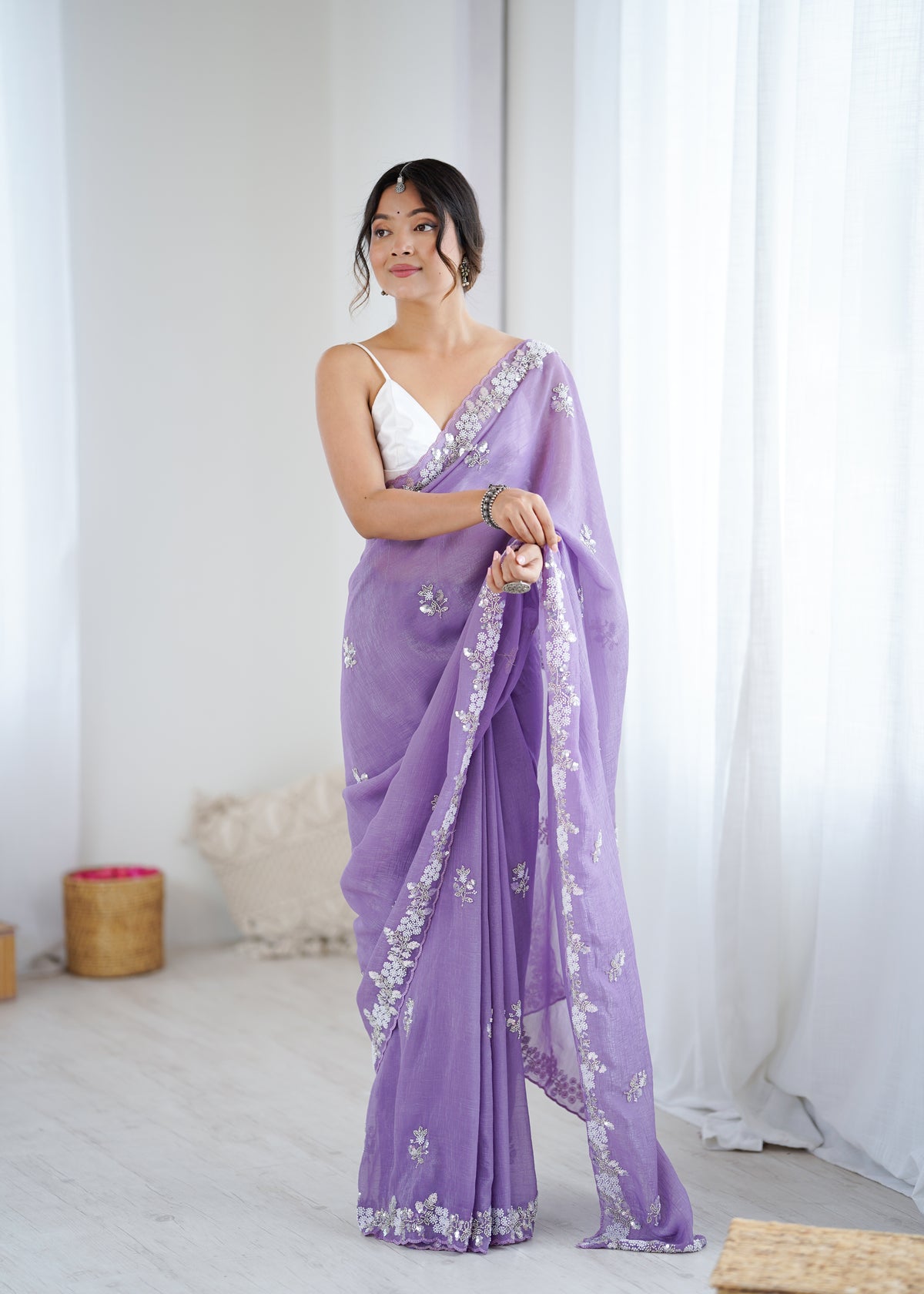 Urban Pallu Solid Poly Chiffon Daily Saree