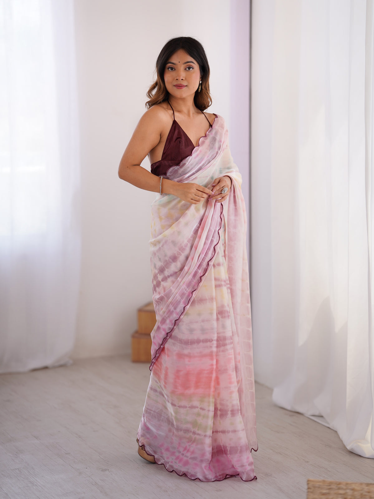 Urban Pallu Solid Organza Daily Saree