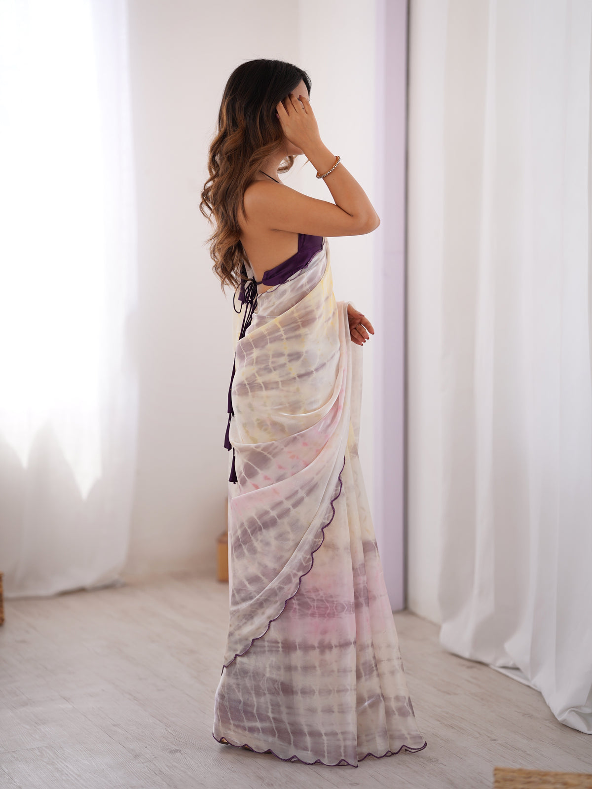 Urban Pallu Solid Organza Daily Saree