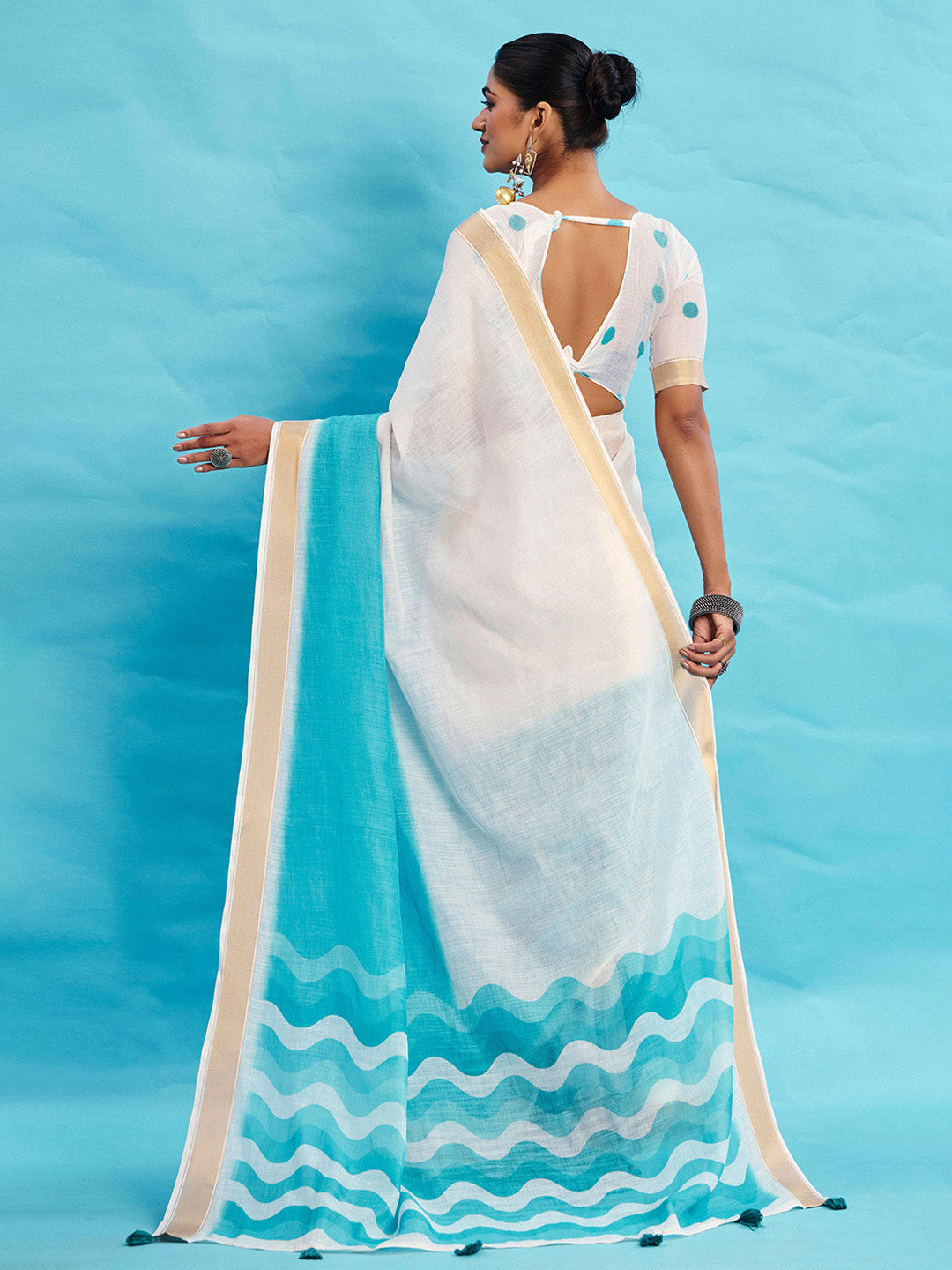 Urban Pallu Ombre Dyed Silk Blend Fusion Saree