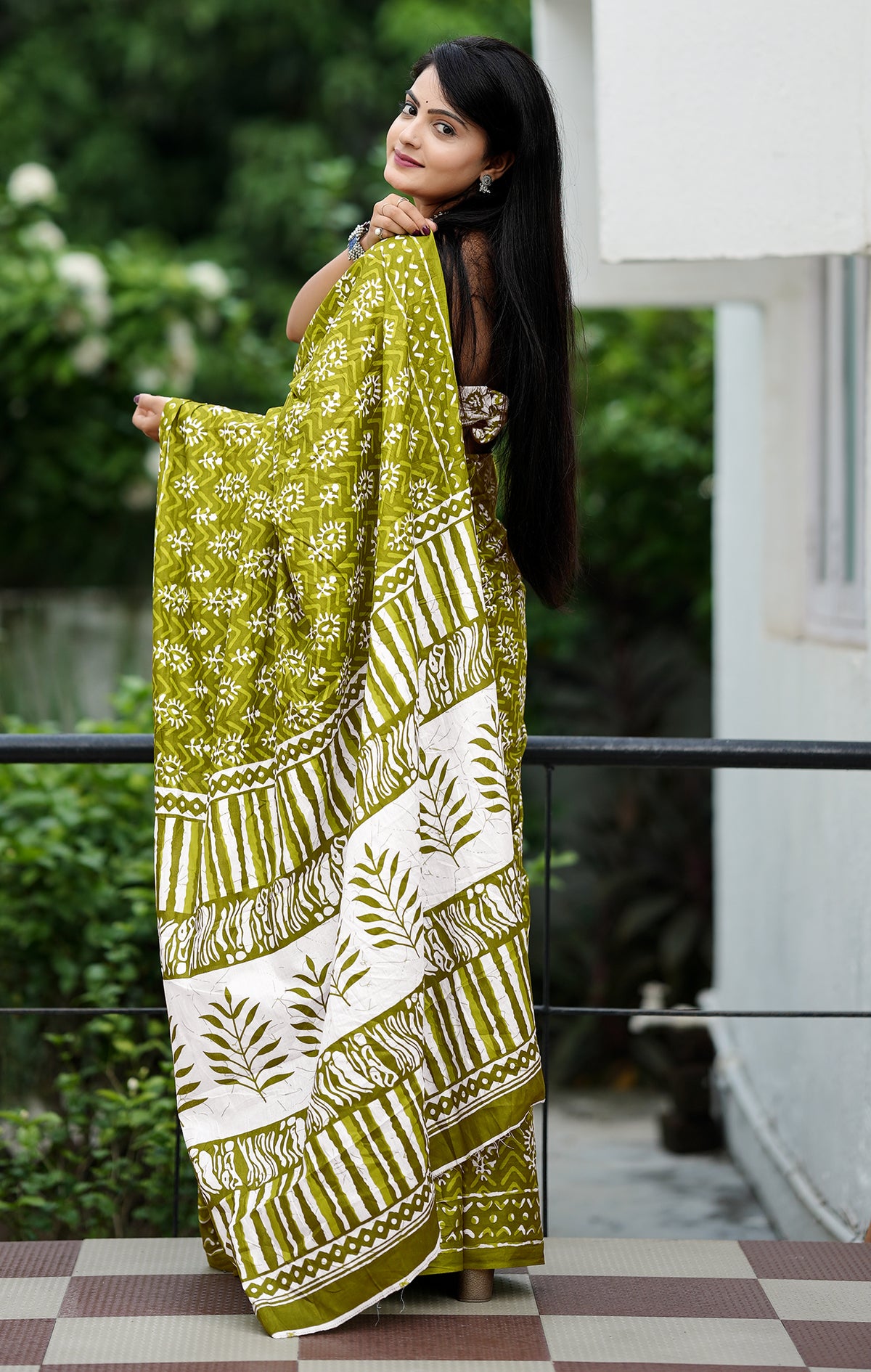 Urban Pallu Woven Design Pure Cotton Daily Saree