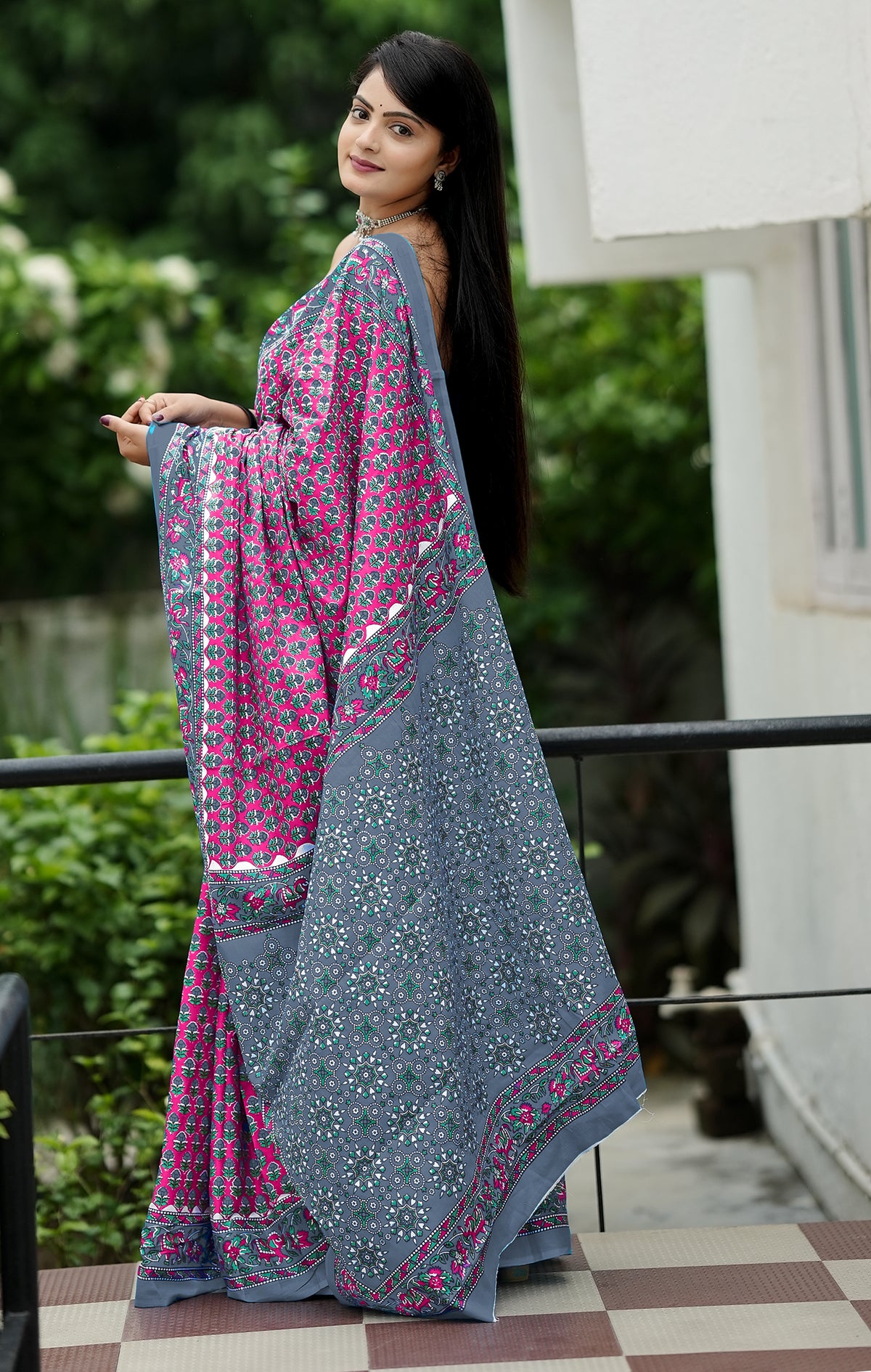 Urban Pallu Woven Design Pure Cotton Daily Saree