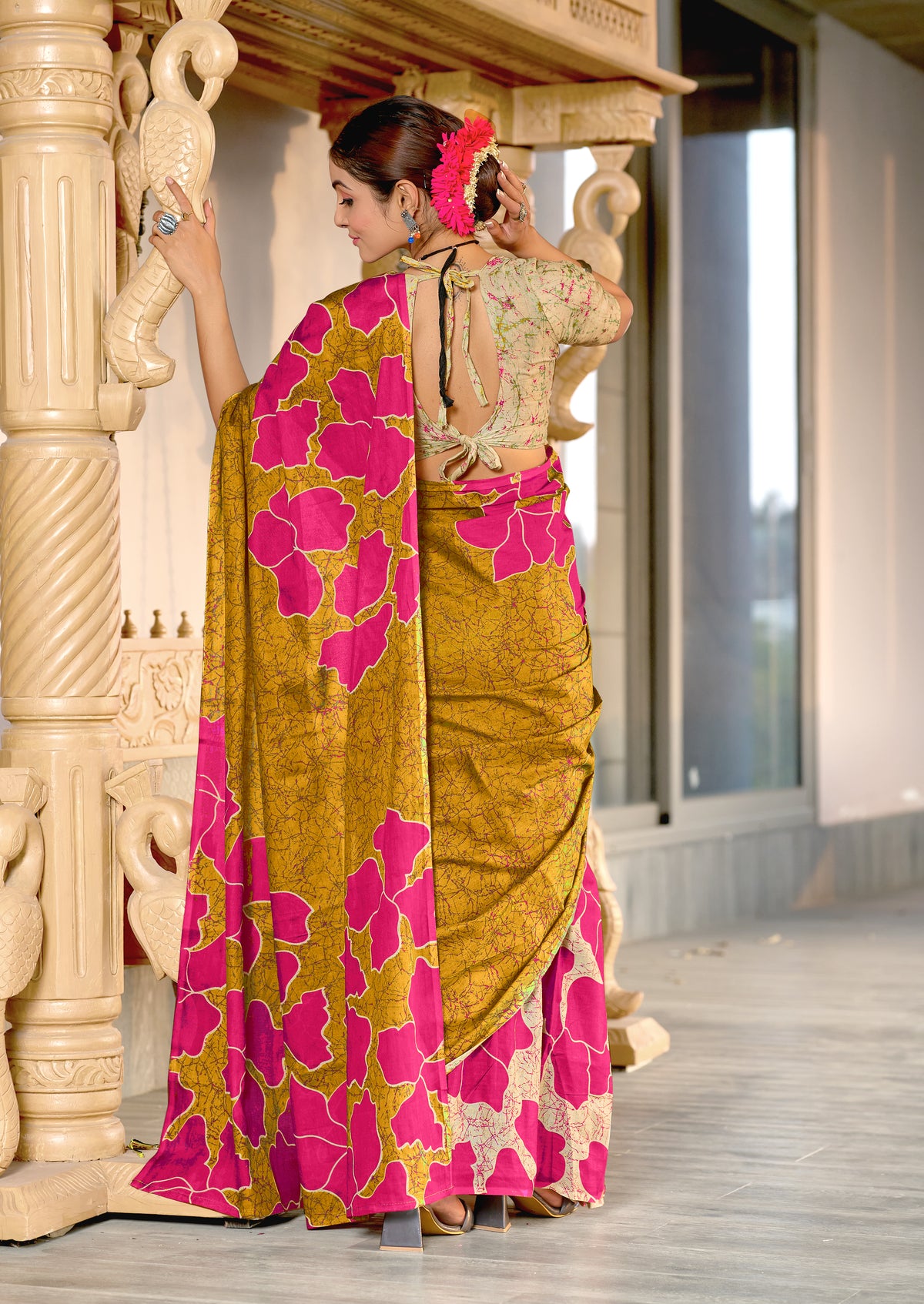 Urban Pallu Woven Design Pure Cotton Daily Saree