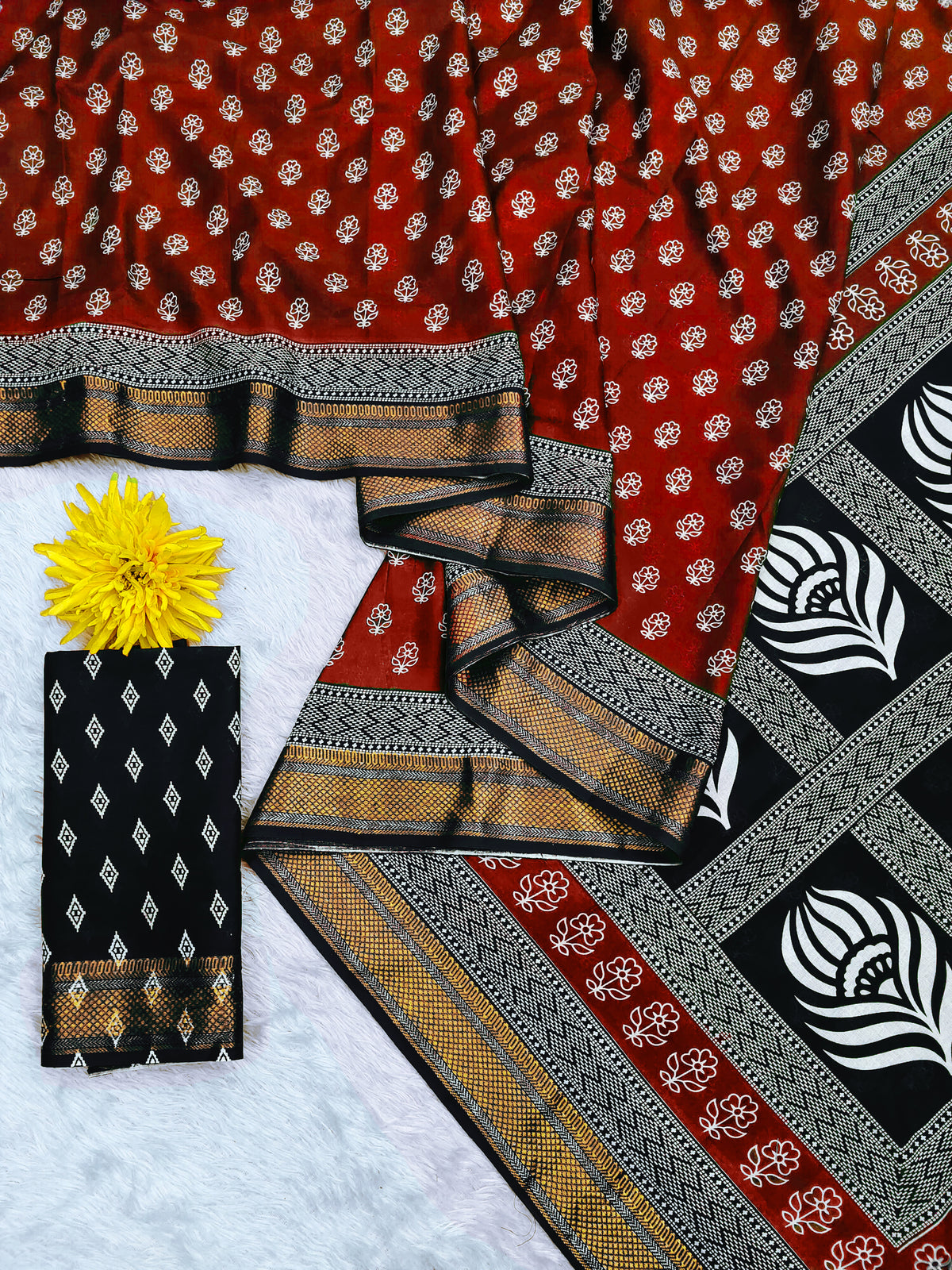 Urban Pallu Woven Design Pure Cotton Daily Saree