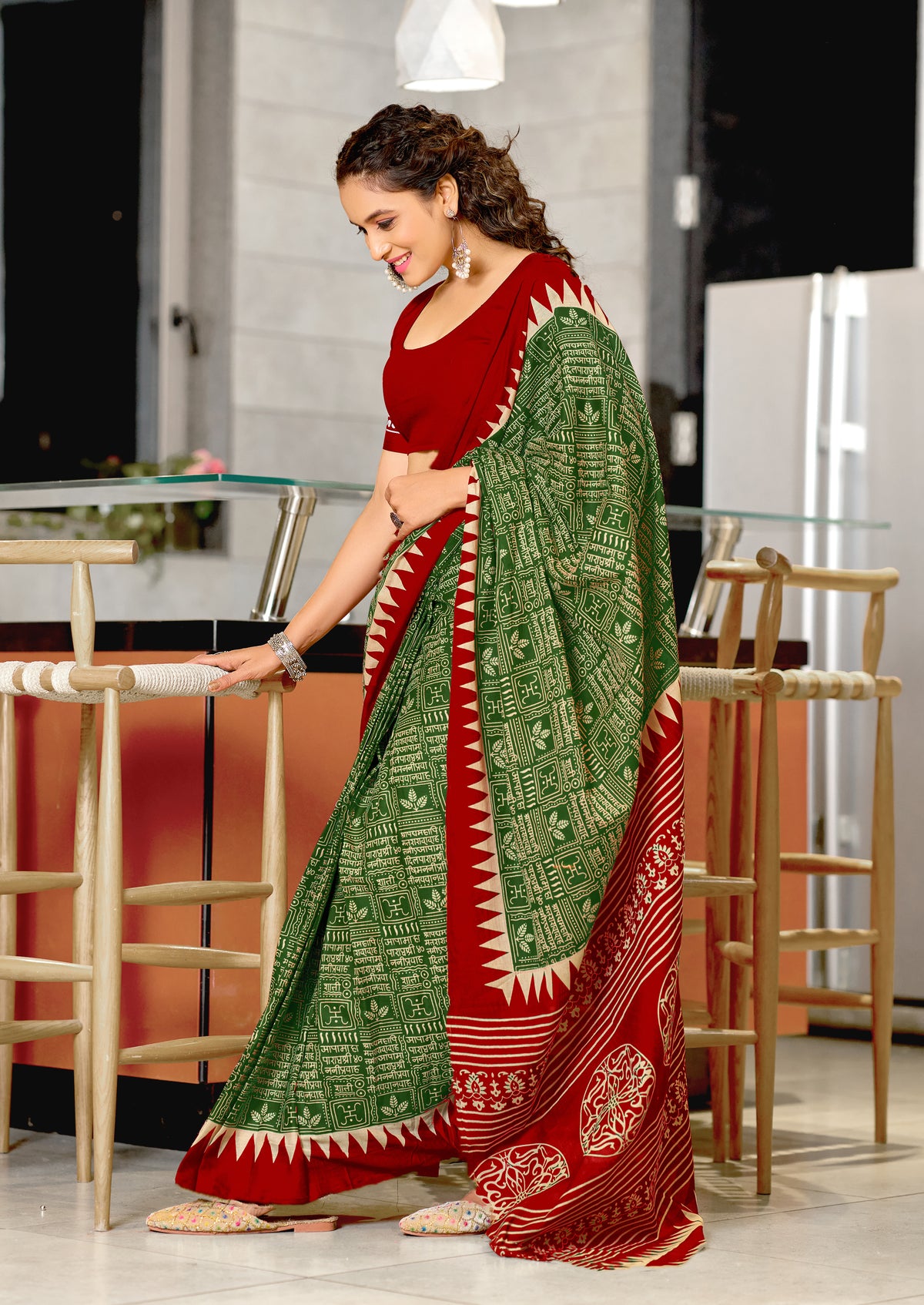 Urban Pallu Woven Design Pure Cotton Daily Saree