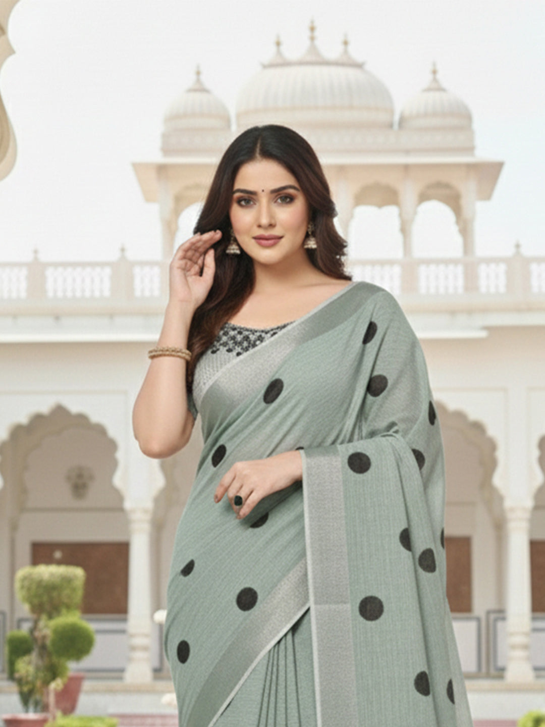 Urban Pallu Floral Sequinned Silk Blend Fusion Saree