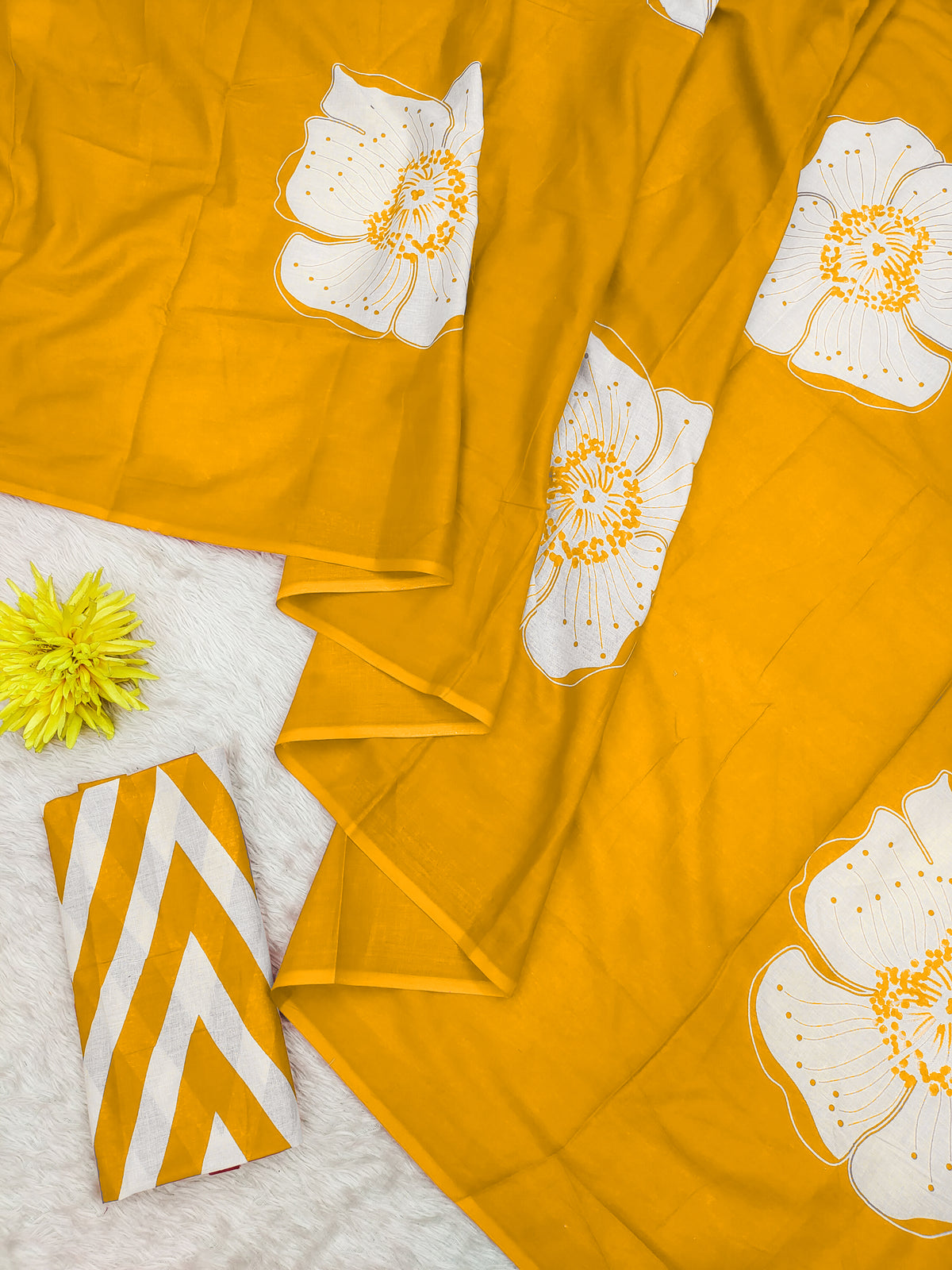 Urban Pallu Woven Design Pure Cotton Daily Saree