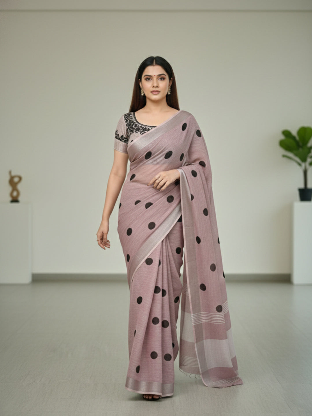 Urban Pallu Floral Sequinned Silk Blend Fusion Saree