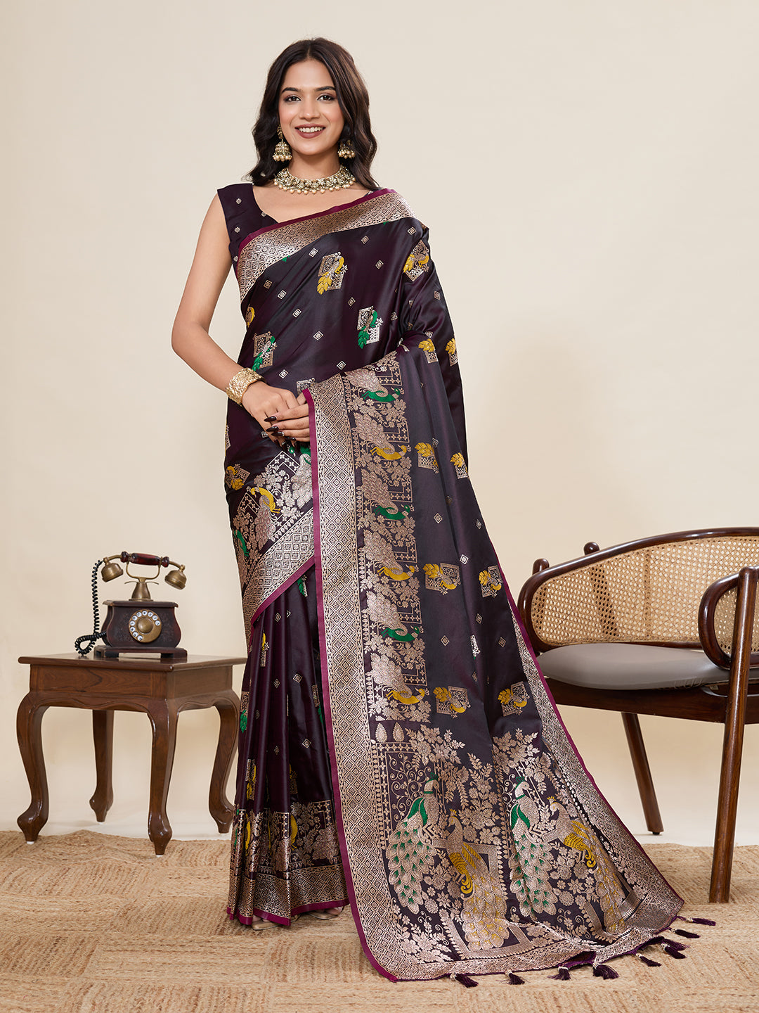 Urban Pallu Woven Design Silk Blend Party Saree