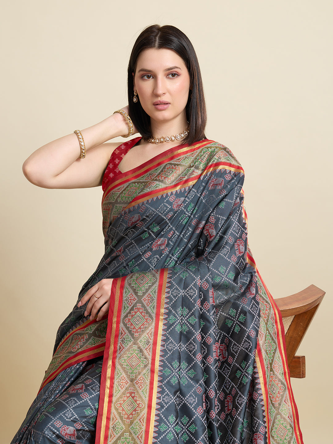 Urban Pallu Woven Design Silk Blend Party Saree