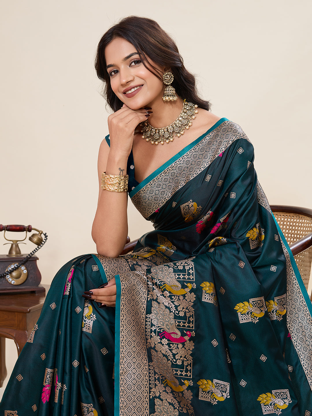 Urban Pallu Woven Design Silk Blend Party Saree