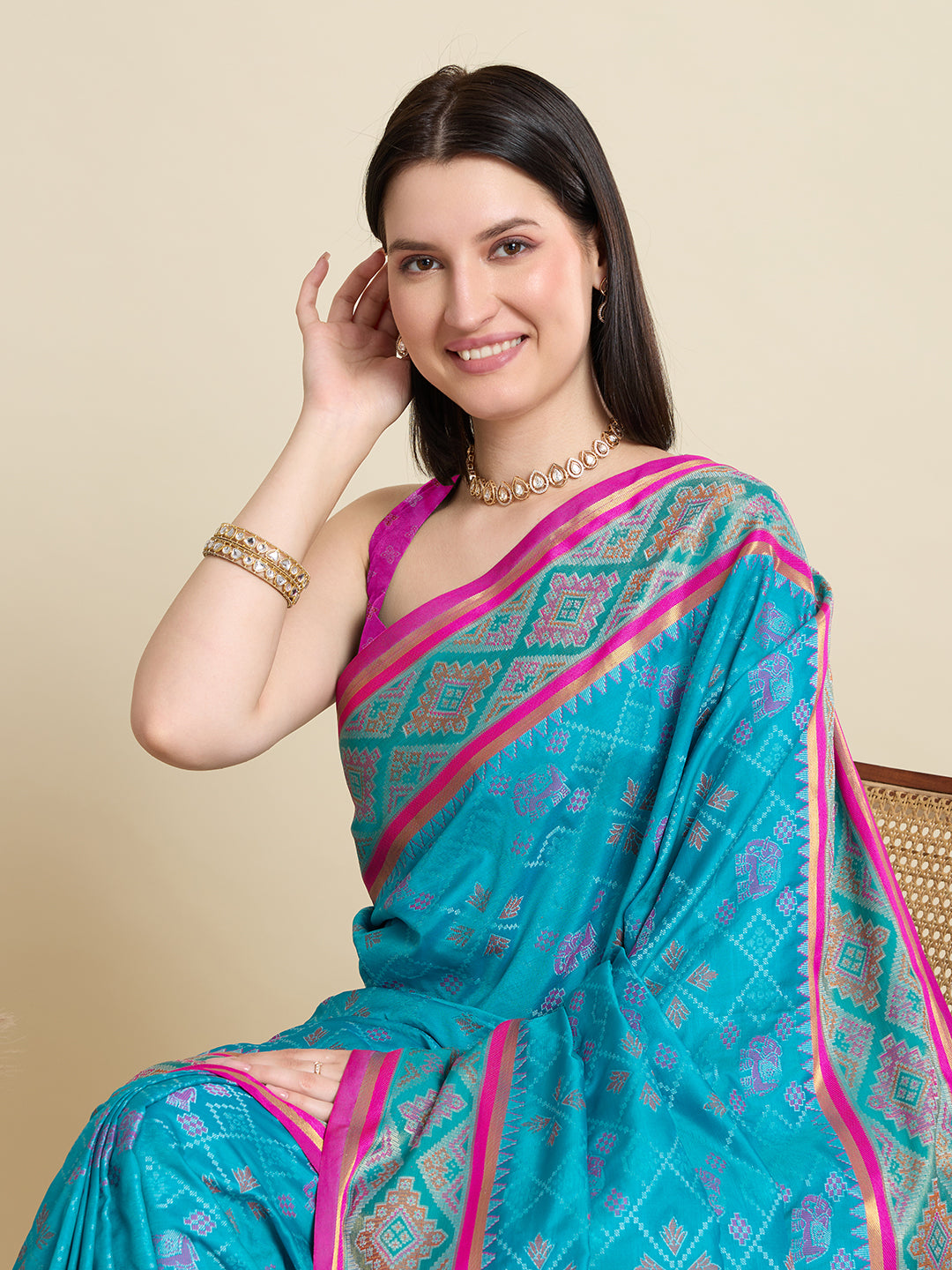 Urban Pallu Woven Design Silk Blend Party Saree