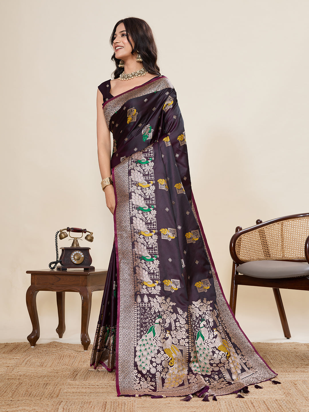Urban Pallu Woven Design Silk Blend Party Saree