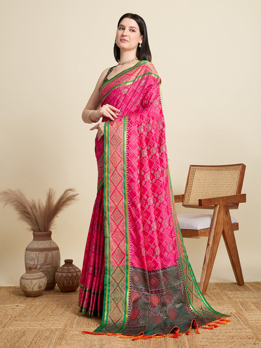 Urban Pallu Woven Design Silk Blend Party Saree