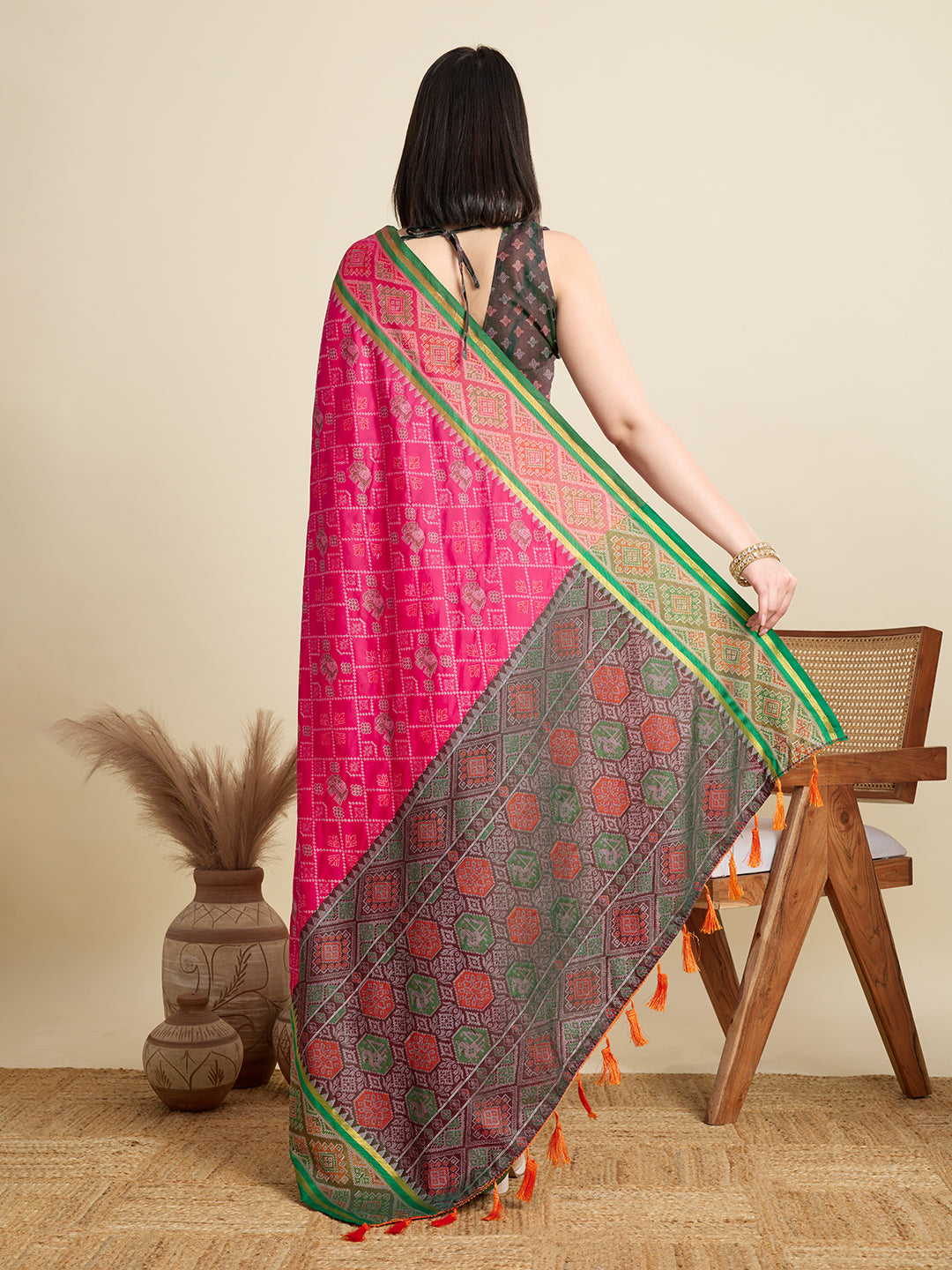 Urban Pallu Woven Design Silk Blend Party Saree