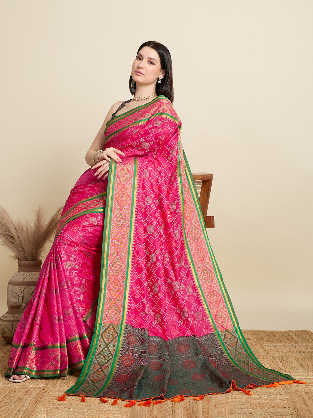 Urban Pallu Woven Design Silk Blend Party Saree