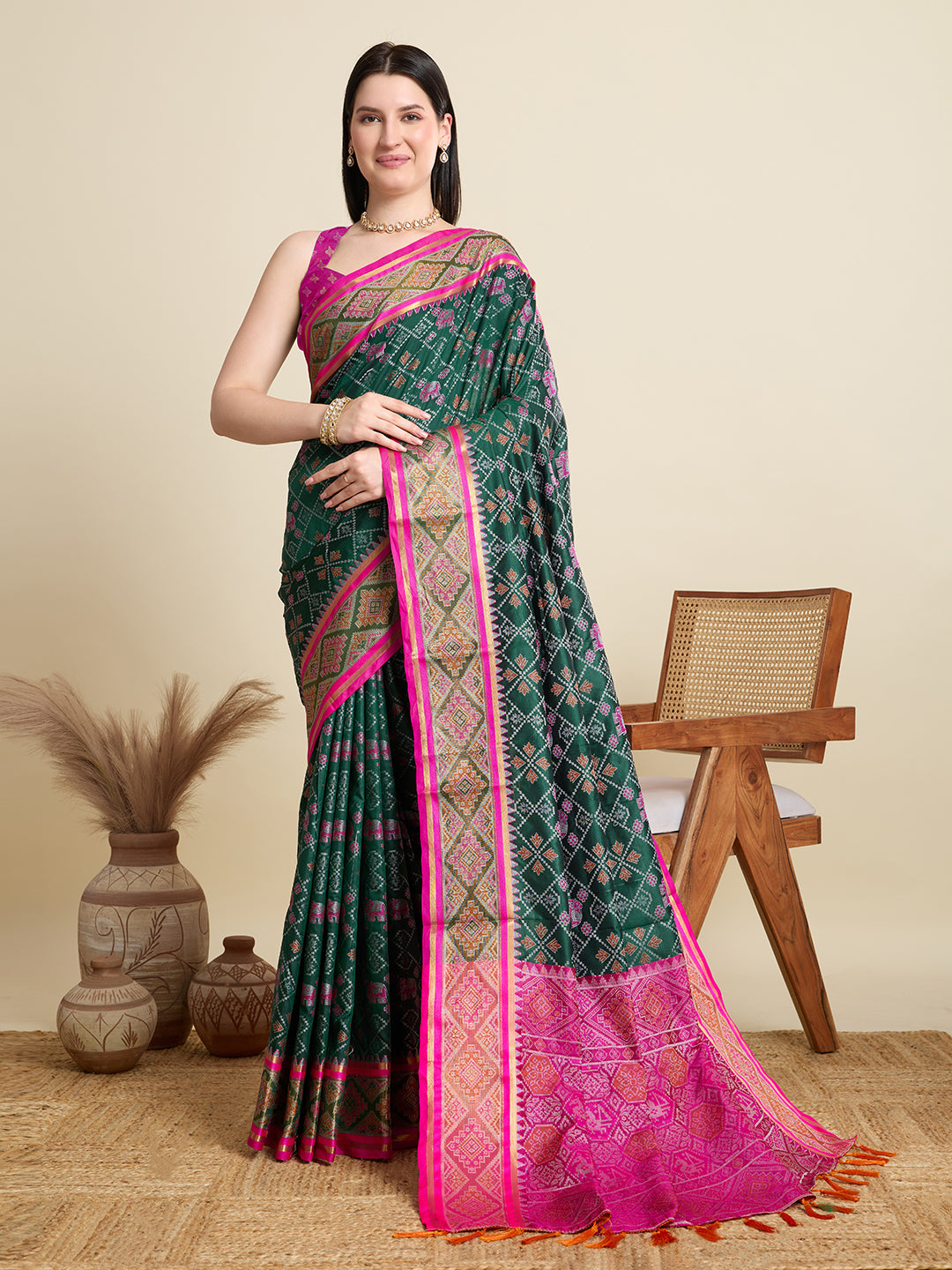 Urban Pallu Woven Design Silk Blend Party Saree