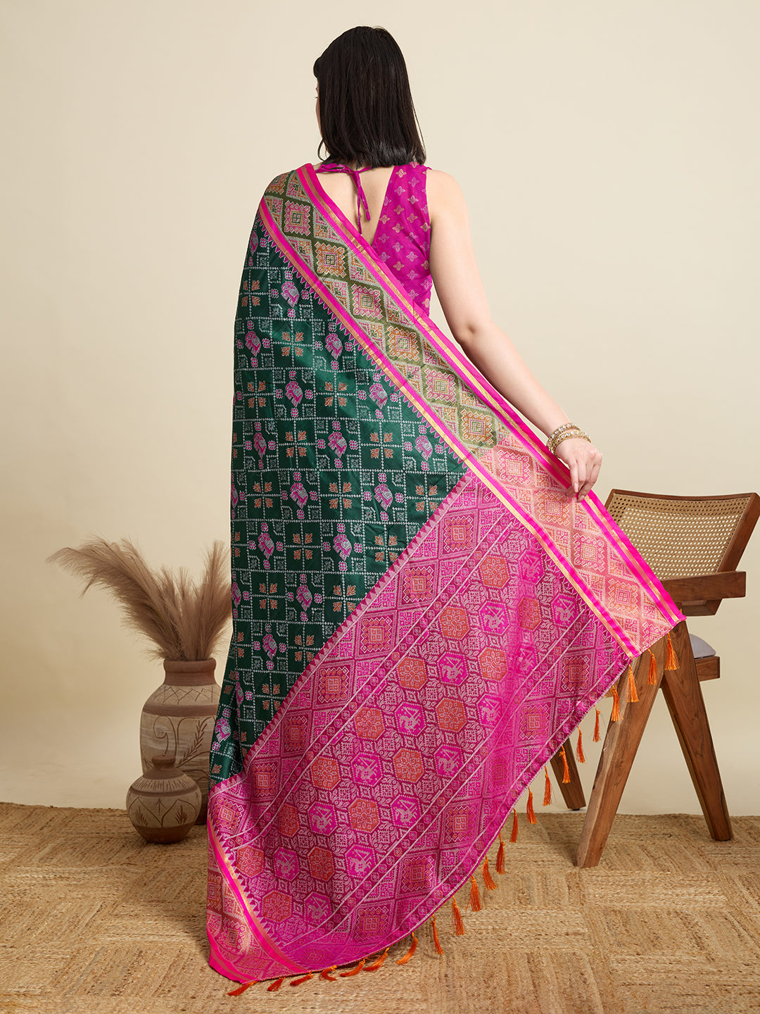 Urban Pallu Woven Design Silk Blend Party Saree