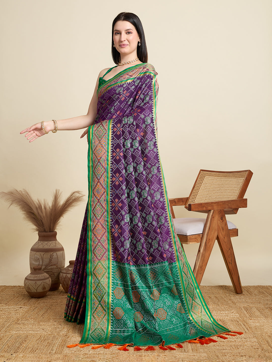 Urban Pallu Woven Design Silk Blend Party Saree