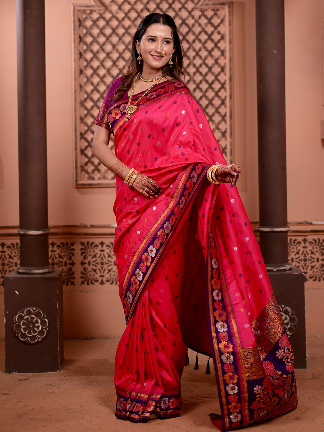 Urban Pallu Woven Design Silk Blend Traditional Saree