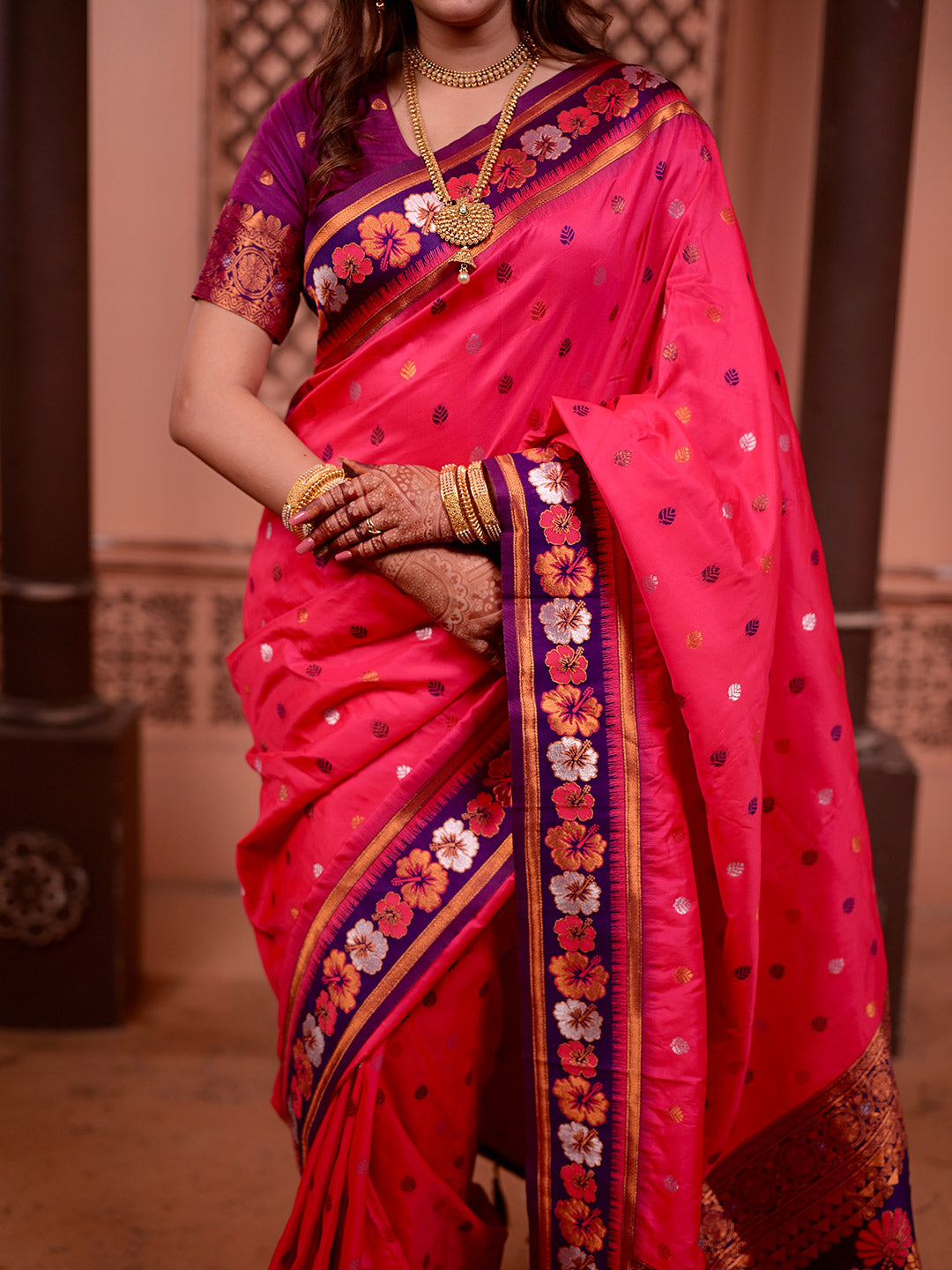 Urban Pallu Woven Design Silk Blend Traditional Saree