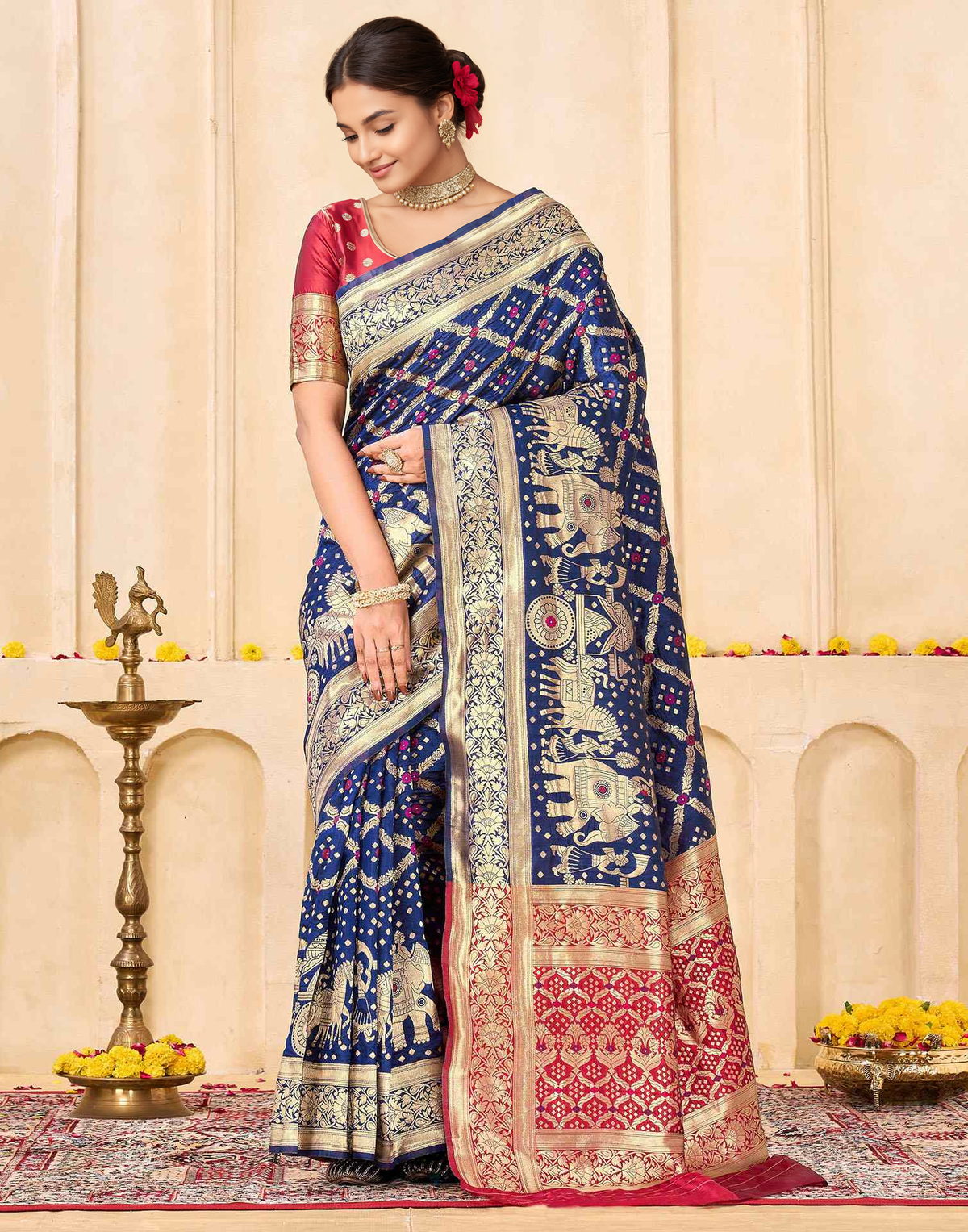 Urban Pallu Woven Design Silk Blend Festive Saree