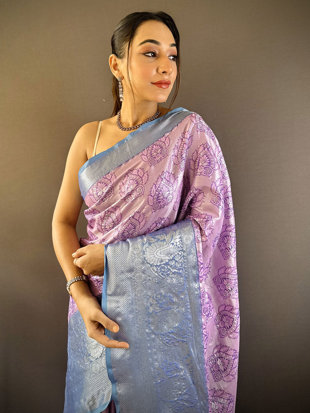 Urban Pallu Woven Design Silk Blend Traditional Saree