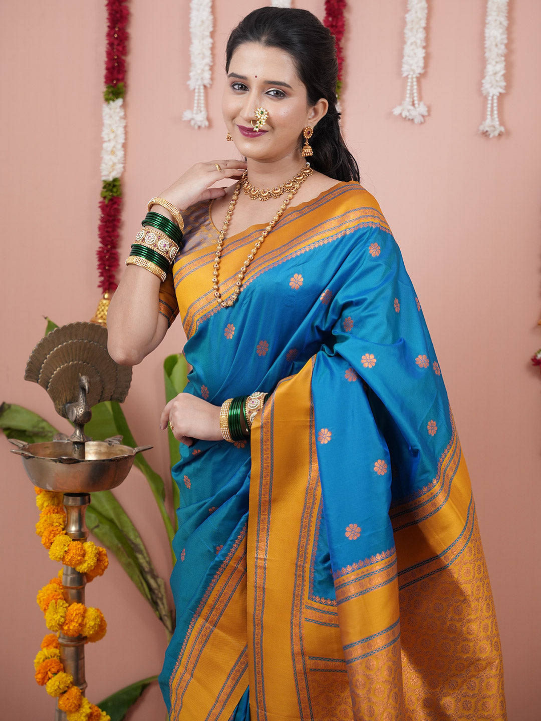 Urban Pallu Woven Design Silk Blend Traditional Saree