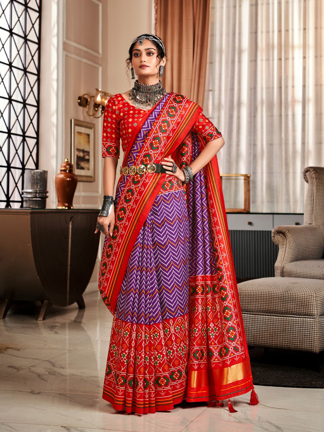 Urban Pallu Woven Design Cotton Blend Daily Saree