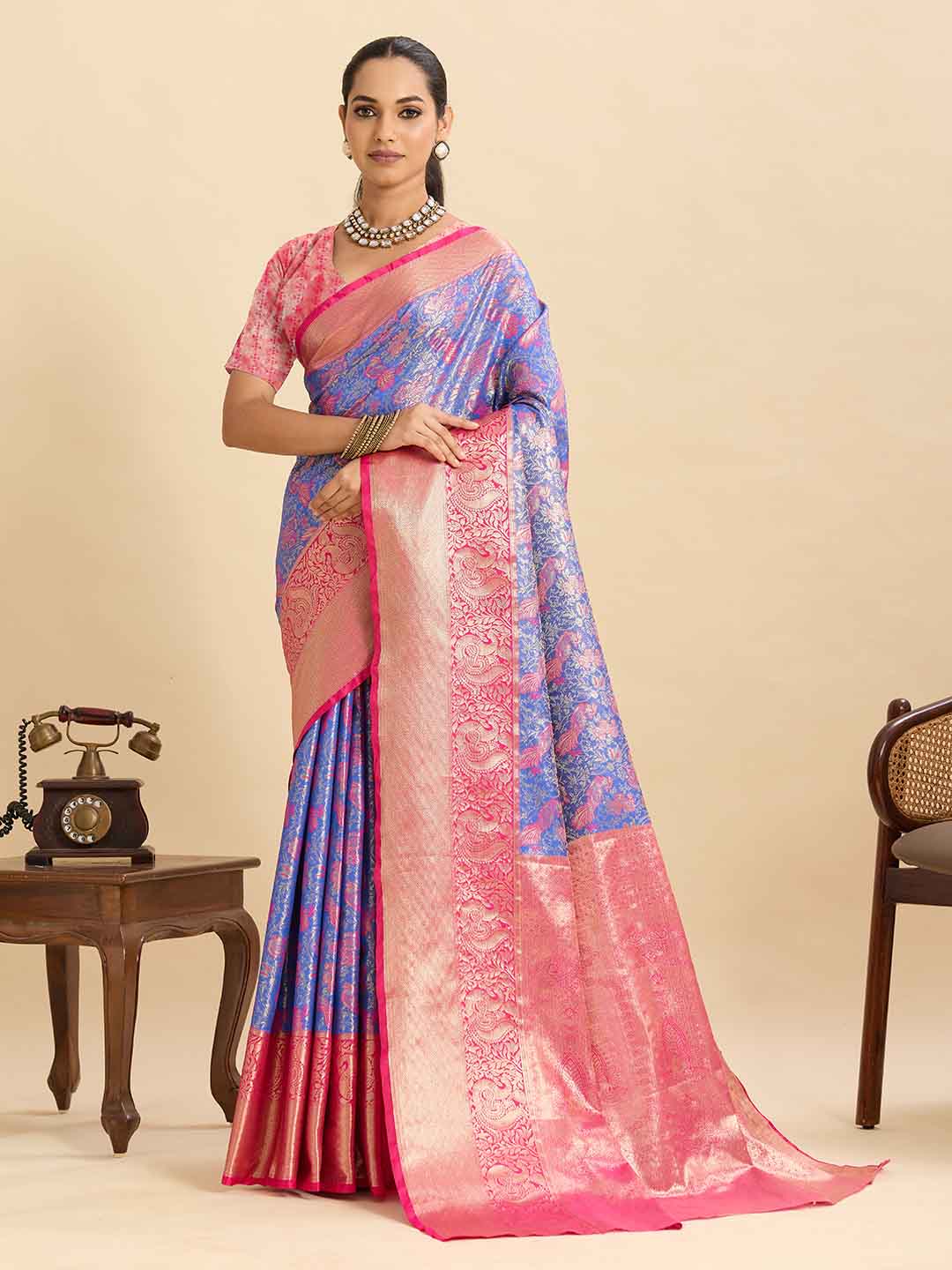 Urban Pallu Woven Design Silk Blend Festive Saree