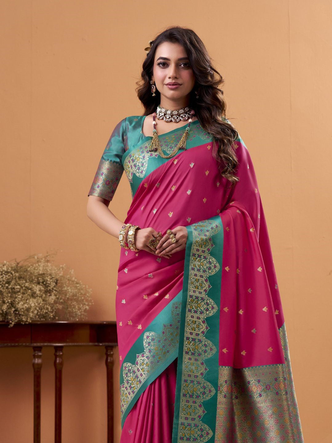 Urban Pallu Solid Silk Blend Festive Saree