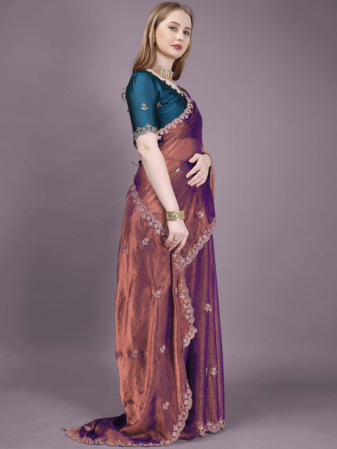Urban Pallu Embroidered Organza Fusion Saree