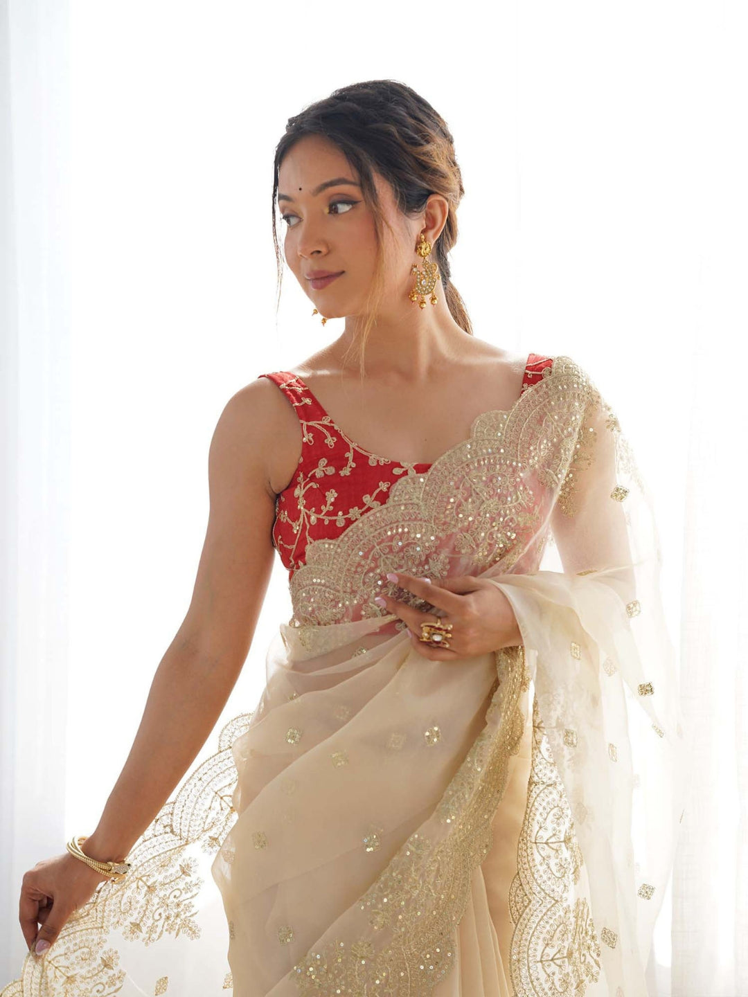 Urban Pallu Dyed Tissue Festive Saree