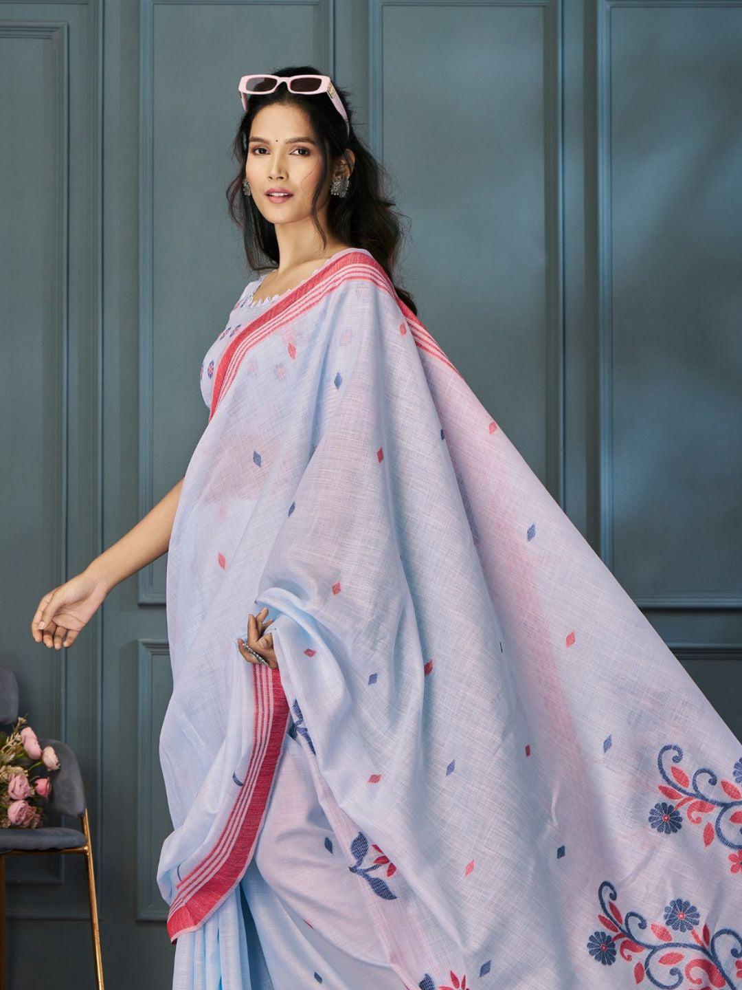 Urban Pallu Solid Cotton Blend Daily Saree