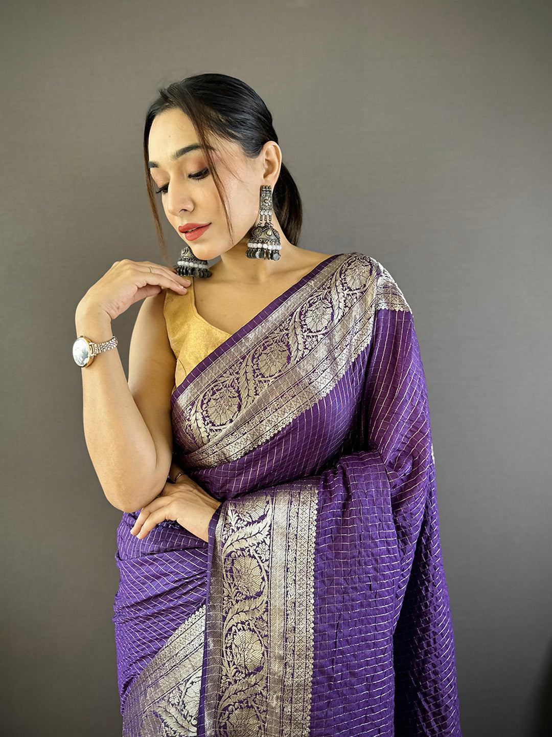 Urban Pallu Floral Sequinned Silk Blend Fusion Saree