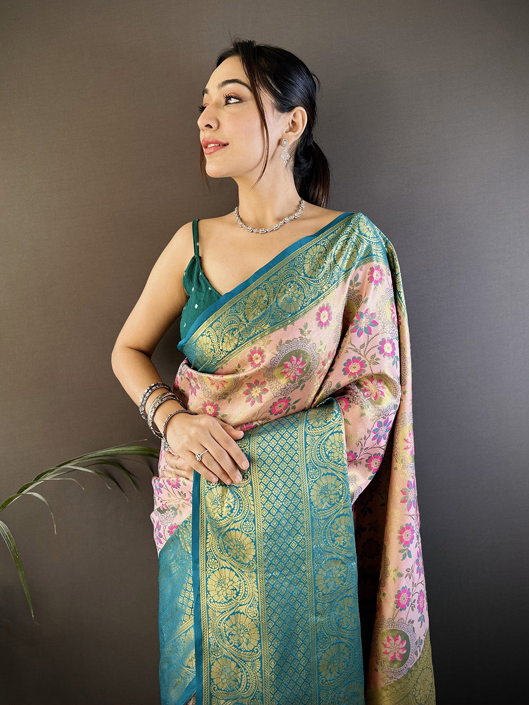 Urban Pallu Woven Design Silk Blend Traditional Saree
