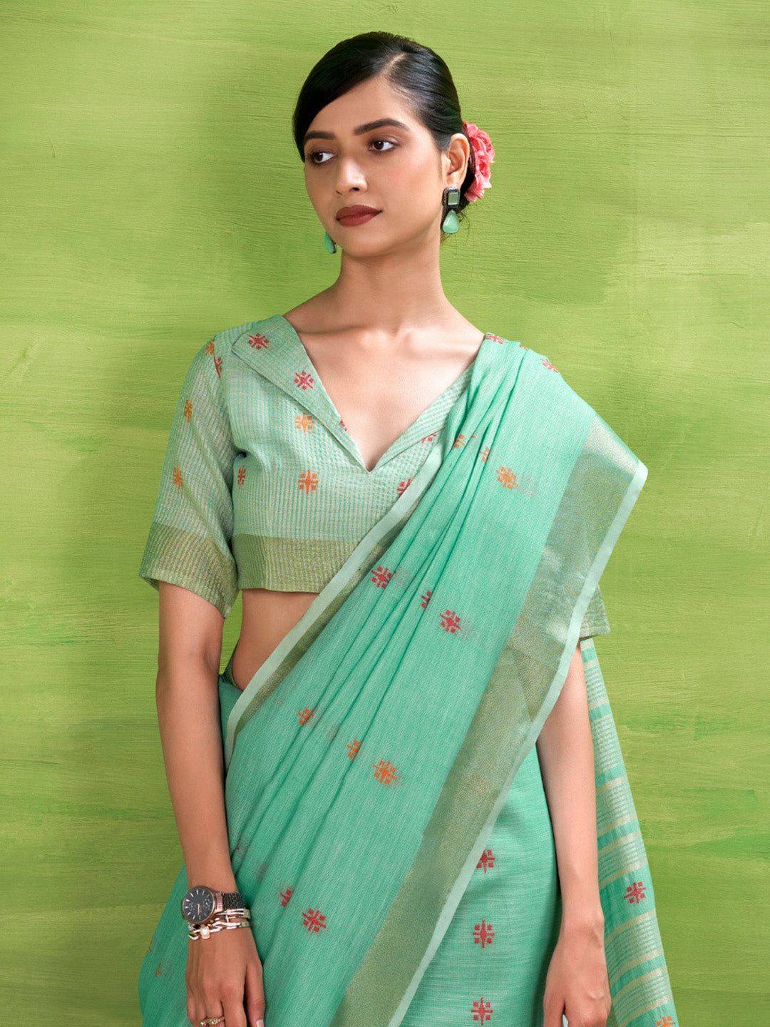 Urban Pallu Solid Cotton Blend Daily Saree