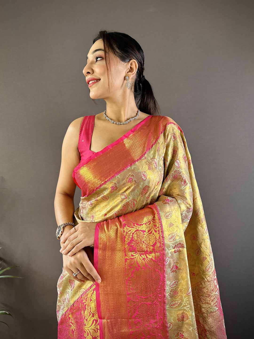 Urban Pallu Woven Design Silk Blend Traditional Saree