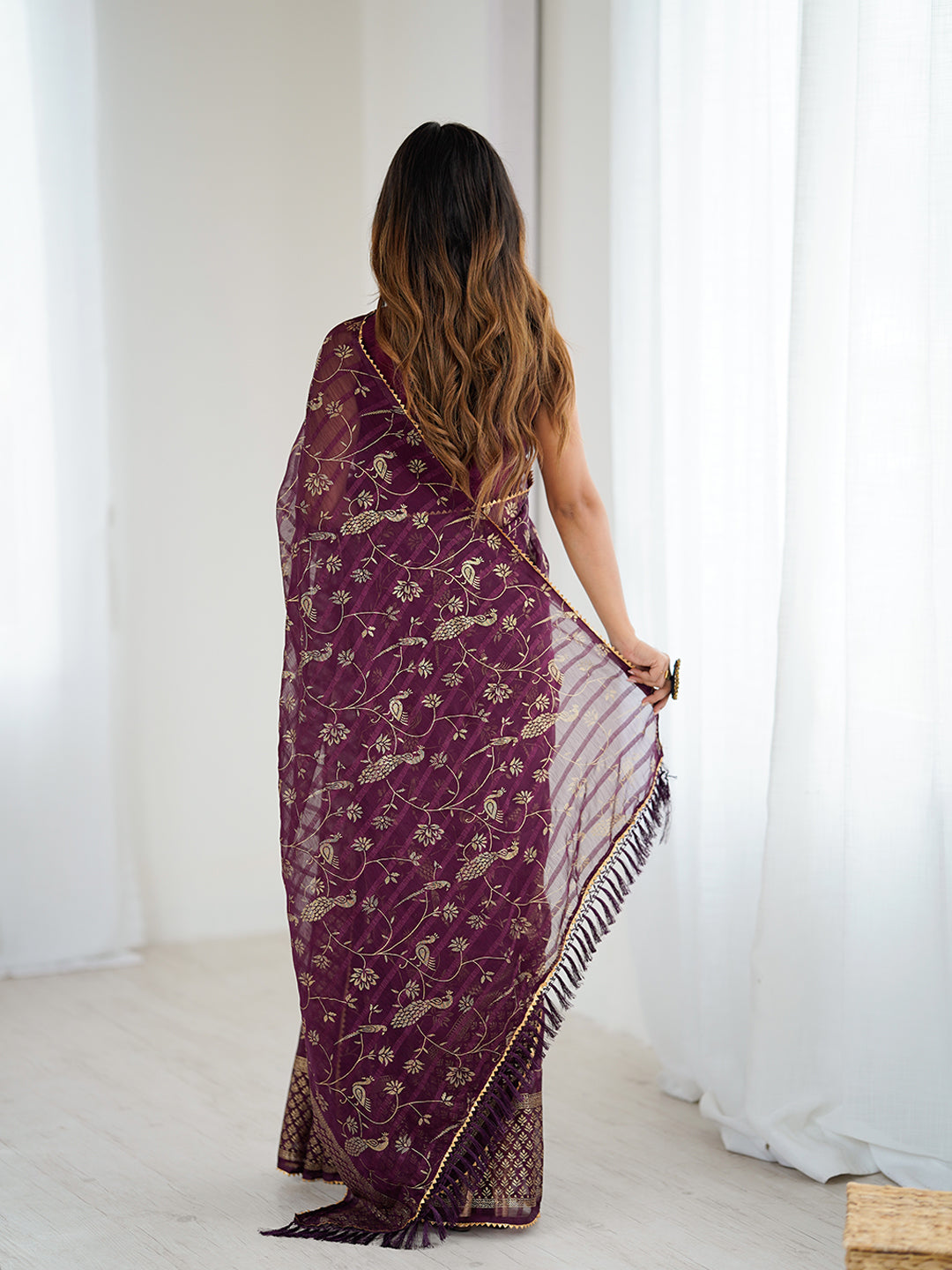 Urban Pallu Printed Poly Chiffon Daily Saree