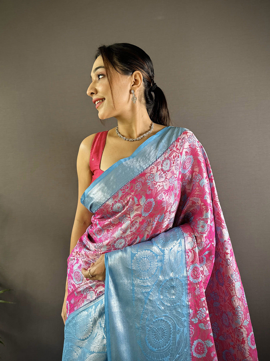 Urban Pallu Woven Design Silk Blend Traditional Saree