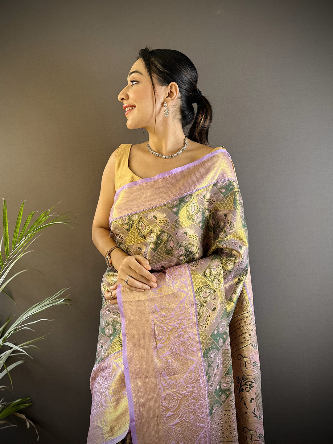 Urban Pallu Woven Design Silk Blend Traditional Saree