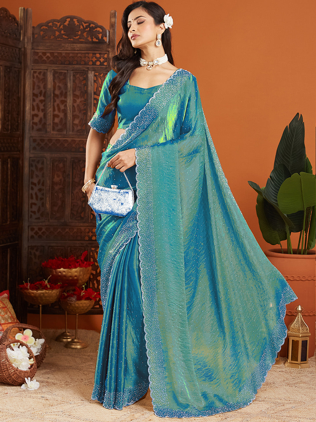 Urban Pallu Embellished Organza Party Saree